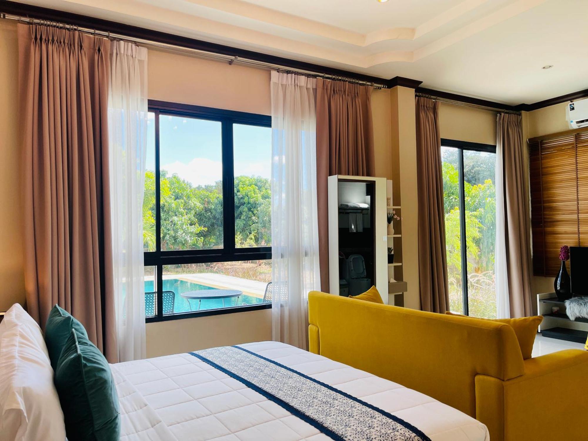 Romlaphass Boutique Villa Kalasin Bagian luar foto