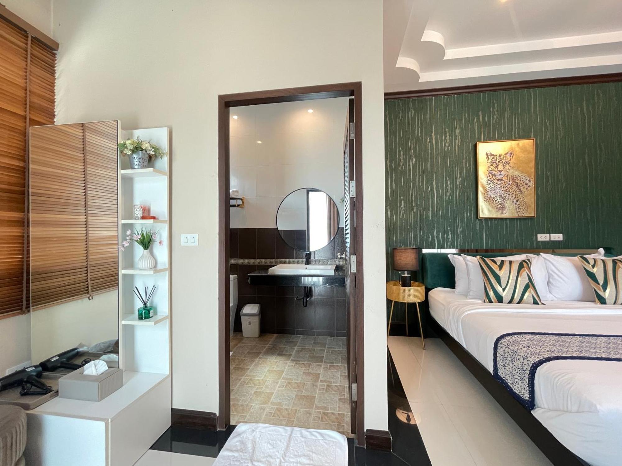 Romlaphass Boutique Villa Kalasin Bagian luar foto