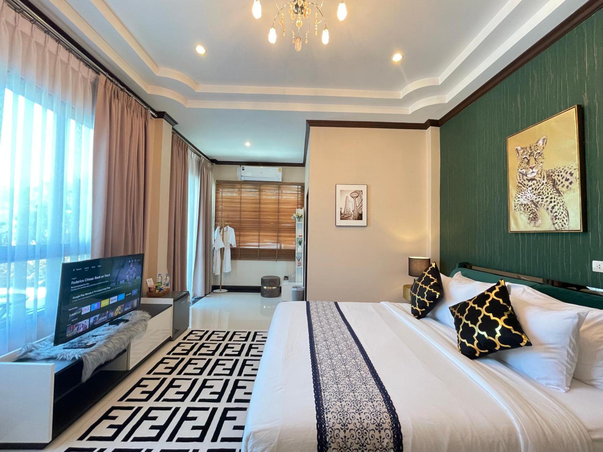 Romlaphass Boutique Villa Kalasin Bagian luar foto